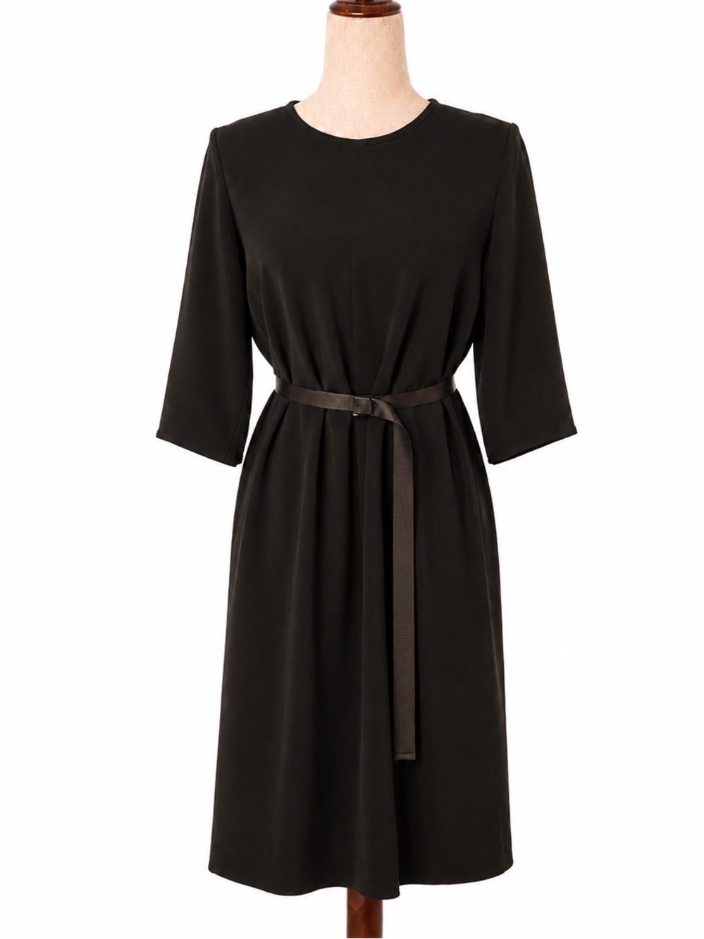 'S MaxMara black classic dress.  Mini/midi.  Back zip, front and back pleat. 6